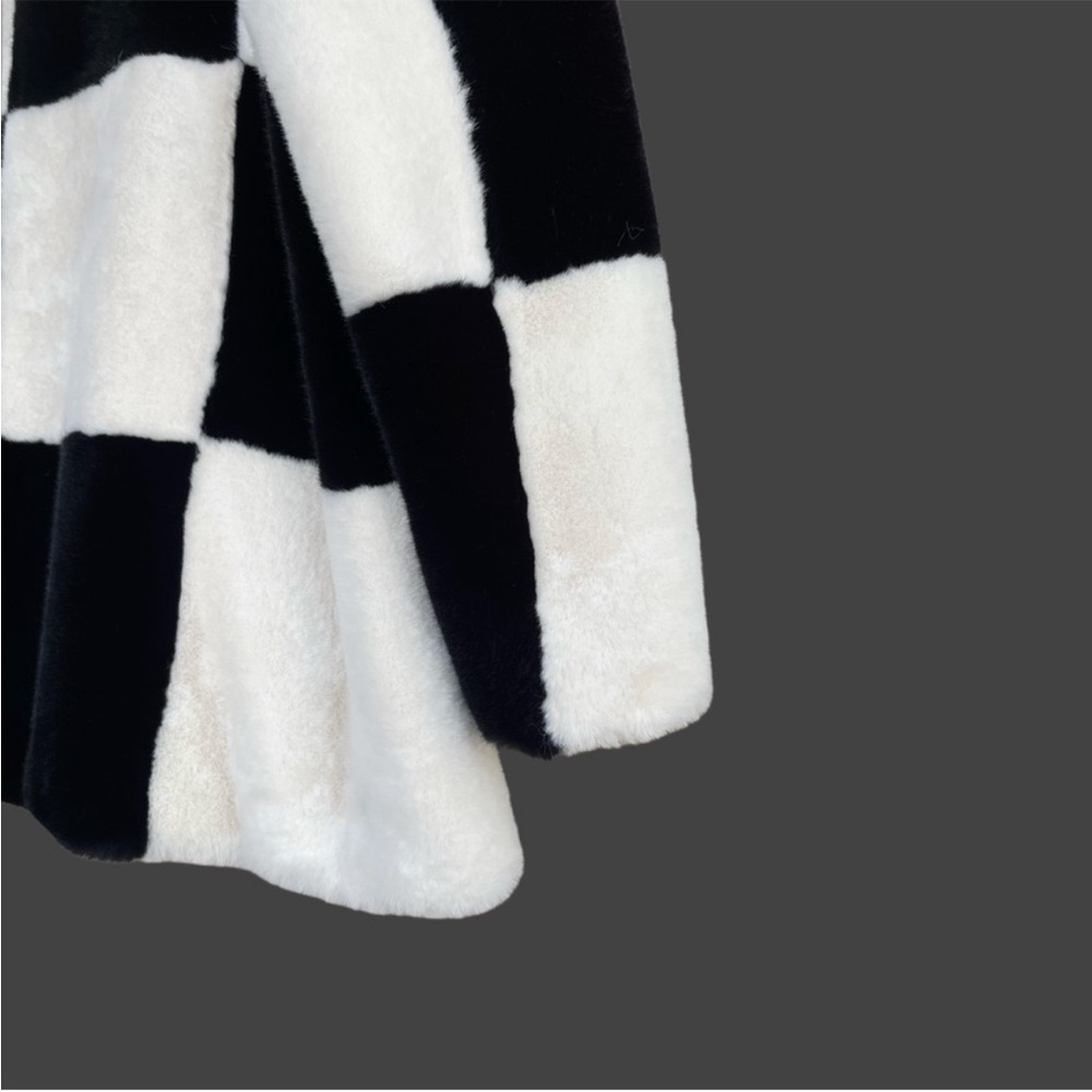 MANGO BLOGGER Black & White Checked Plush Faux Fur Coat Checkered Jacket Coat - Picture 13 of 17